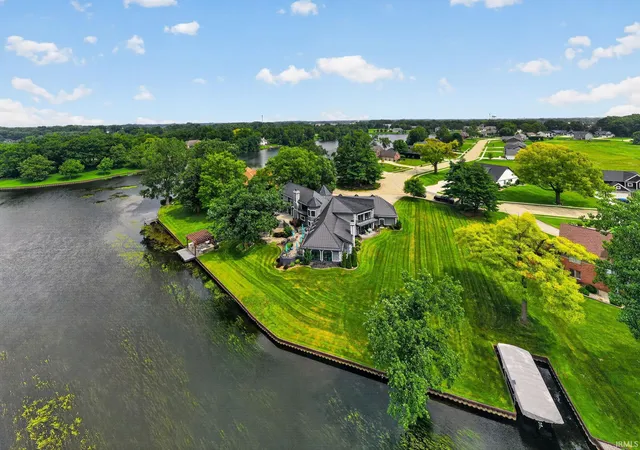 Photo 3 of Manufactured home for sale at 2515 Waterbend Dr, Elkhart, IN 46514 | MLS# 202629765 | Listing updated on 2026-09-28