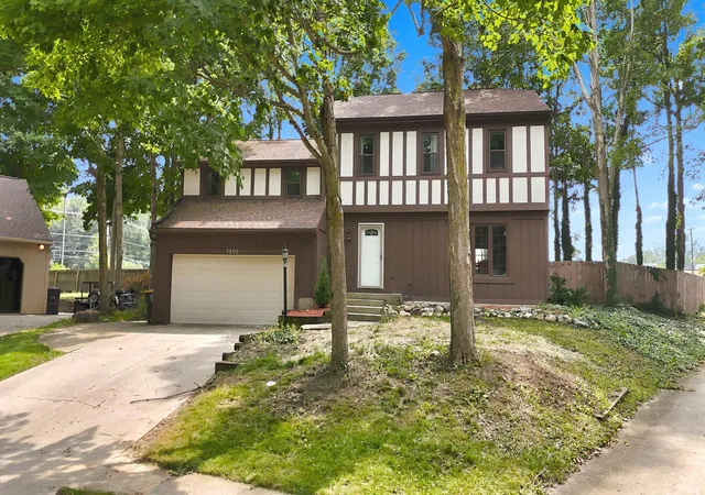 Photo 4 of Manufactured home for sale at 7302 River Ranch Ct, Fort Wayne, IN 46835 | MLS# 202629772 | Listing updated on 2026-08-30