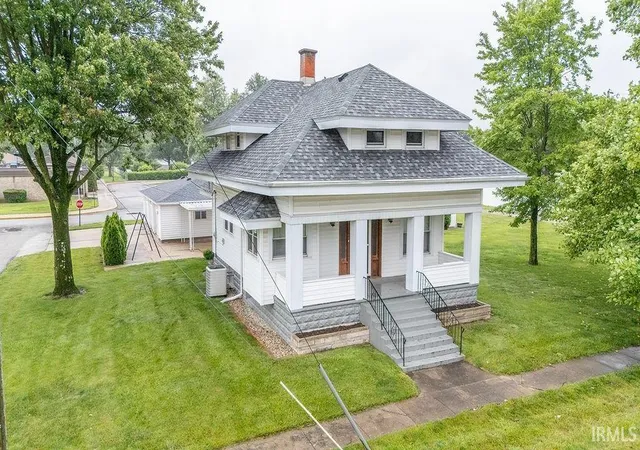 Photo 2 of Manufactured home for sale at 106 E Marks St, Swayzee, IN 46986 | MLS# 202629783 | Listing updated on 2026-09-19