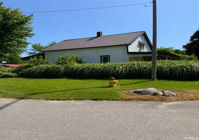 Photo 4 of Manufactured home for sale at 1316 W Wabash Ave, Logansport, IN 46947 | MLS# 202629835 | Listing updated on 2026-08-27