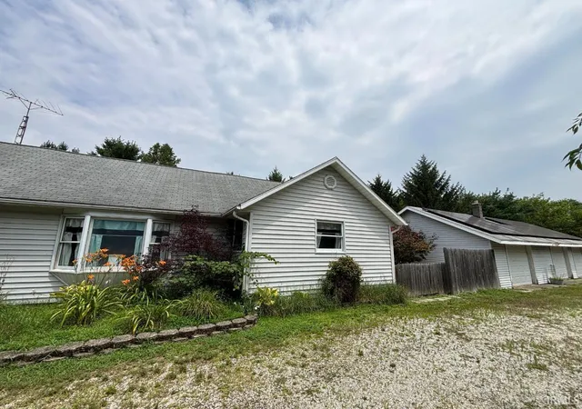 Photo 2 of Manufactured home for sale at 1112 S Winmere Ave, Selma, IN 47383 | MLS# 202629854 | Listing updated on 2026-07-24