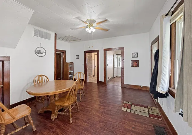 Photo 3 of Manufactured home for sale at 357 Sims St, Frankfort, IN 46041 | MLS# 202629856 | Listing updated on 2026-09-01