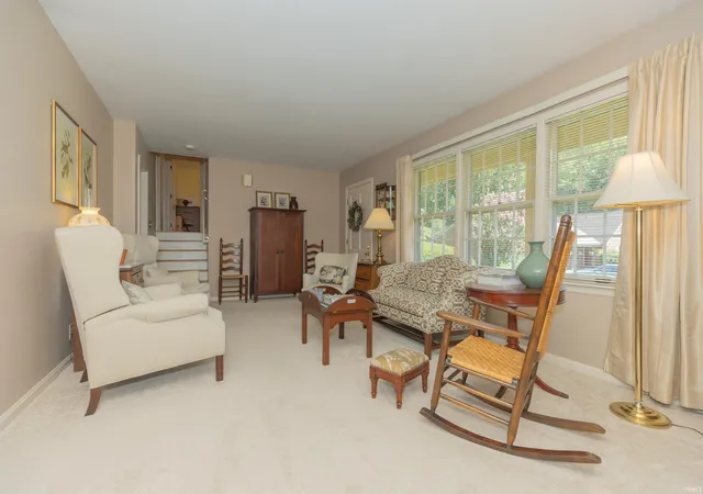 Photo 3 of Sale Pending at 112 Montclair Ct, Evansville, IN 47715 | MLS# 202629870 | Listing updated on 2026-08-19