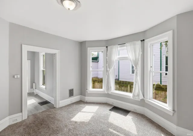 Photo 3 of Manufactured home for sale at 223 W Woodland Ave, Fort Wayne, IN 46807 | MLS# 202629895 | Listing updated on 2026-09-11