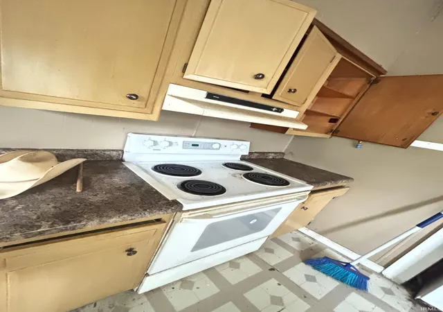 Photo 3 of Manufactured home for sale at 108 E Shipping St, Edwardsport, IN 47528 | MLS# 202629901 | Listing updated on 2026-08-03