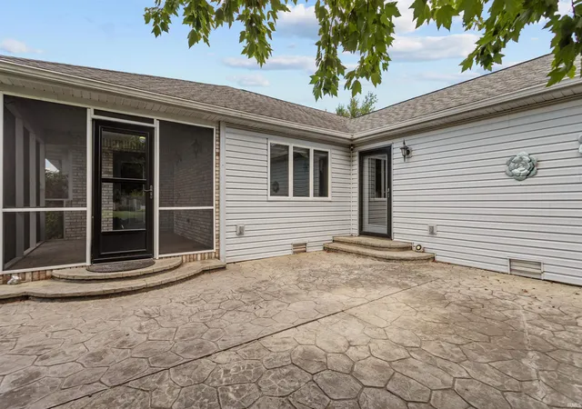 Photo 37 of Manufactured home for sale at 2128 Lynn Dr, Kokomo, IN 46902 | MLS# 202629904 | Listing updated on 2026-09-11