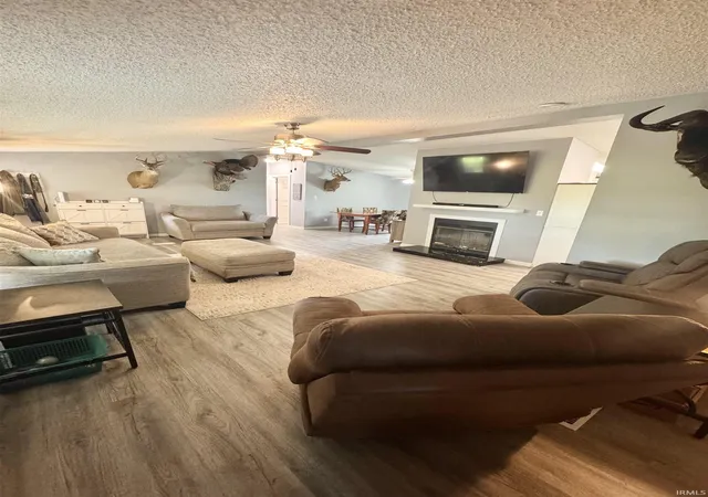 Photo 3 of Manufactured home for sale at 58 E State Rd 28 Hwy, Williamsport, IN 47993 | MLS# 202629930 | Listing updated on 2026-09-14