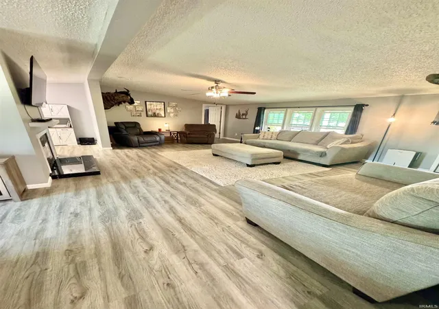 Photo 3 of Manufactured home for sale at 58 E State Rd 28 Hwy, Williamsport, IN 47993 | MLS# 202629930 | Listing updated on 2026-09-14
