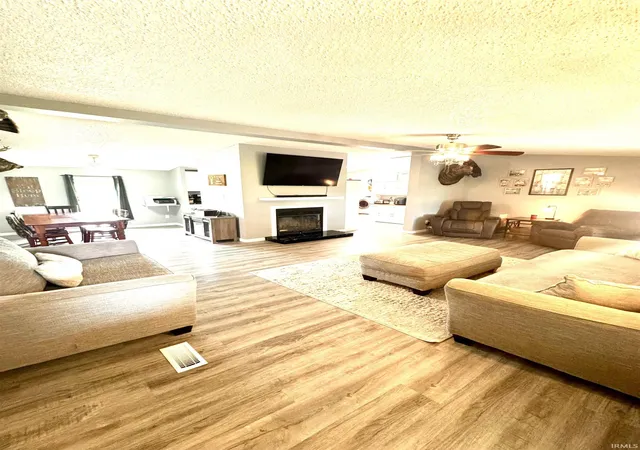 Photo 4 of Manufactured home for sale at 58 E State Rd 28 Hwy, Williamsport, IN 47993 | MLS# 202629930 | Listing updated on 2026-09-14