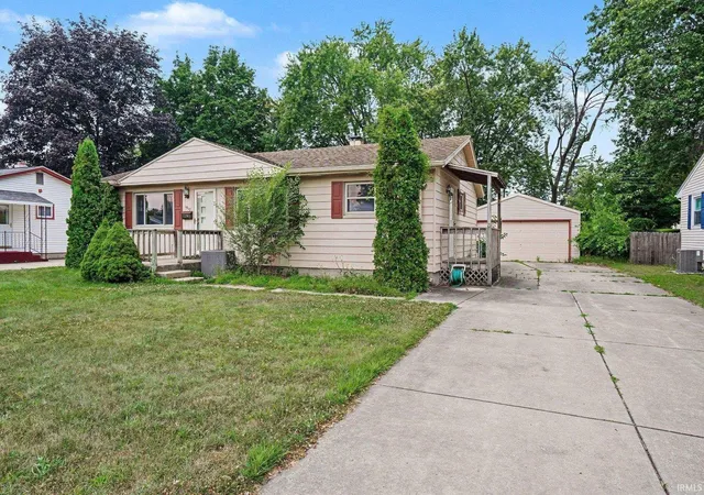 Photo 2 of Manufactured home for sale at 1517 Crestwood Blvd, South Bend, IN 46635 | MLS# 202629944 | Listing updated on 2026-08-04