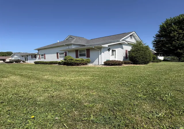 Photo 2 of Manufactured home for sale at 215 N 1st Street, Upland, IN 46989 | MLS# 202629956 | Listing updated on 2026-08-25