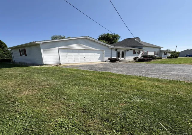 Photo 4 of Manufactured home for sale at 215 N 1st Street, Upland, IN 46989 | MLS# 202629956 | Listing updated on 2026-08-25