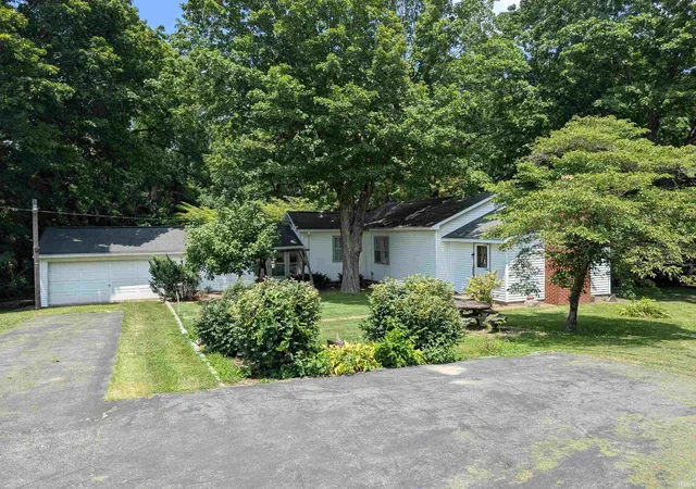 Photo 1 of Manufactured home for sale at 2802 W Old Us Hwy 50, Washington, IN 47501 | MLS# 202629974 | Listing updated on 2026-08-23