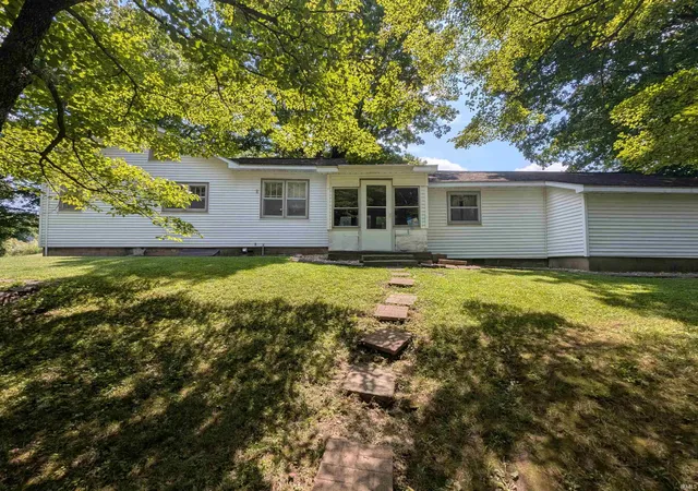 Photo 4 of Manufactured home for sale at 2802 W Old US Hwy 50, Washington, IN 47501 | MLS# 202629974 | Listing updated on 2026-08-23