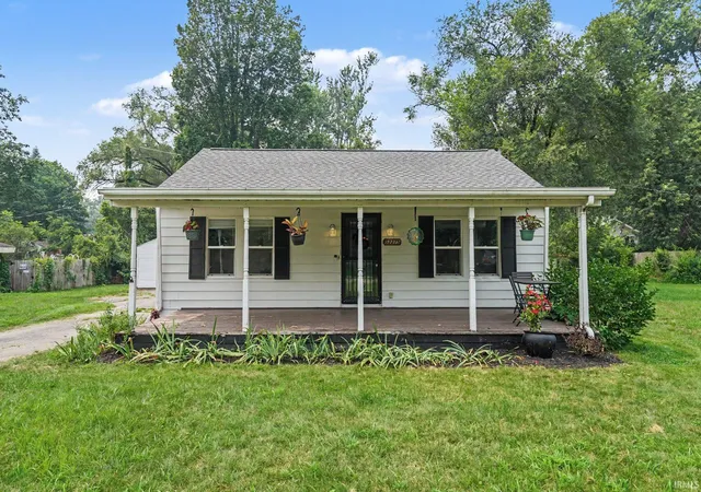 Photo 1 of Sale Pending at 52275 Forestbrook Ave, South Bend, IN 46637 | MLS# 202629997 | Listing updated on 2026-09-03