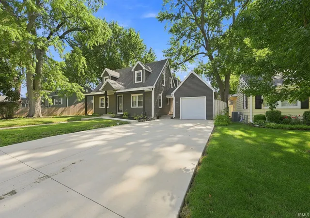 Photo 3 of Manufactured home for sale at 1002 N Alden Rd, Muncie, IN 47304 | MLS# 202630001 | Listing updated on 2026-09-02