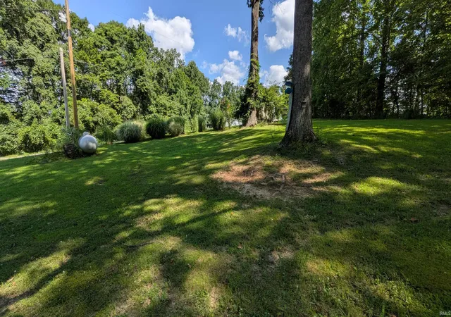 Photo 3 of Sale Pending at 13714 E Shady Meadow Dr, Bloomington, IN 47403 | MLS# 202630011 | Listing updated on 2026-09-28