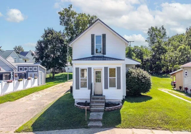 Photo 1 of Manufactured home for sale at 211 S Sherman St, Lagrange, IN 46761 | MLS# 202630049 | Listing updated on 2026-08-25