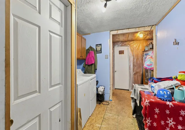 Photo 3 of Sale Pending at 201 E Church St, Pierceton, IN 46562 | MLS# 202630081 | Listing updated on 2026-10-01