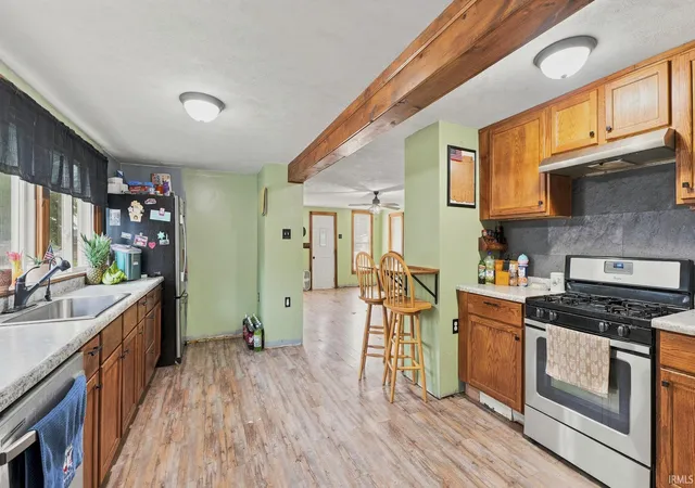 Photo 4 of Sale Pending at 201 E Church St, Pierceton, IN 46562 | MLS# 202630081 | Listing updated on 2026-10-01