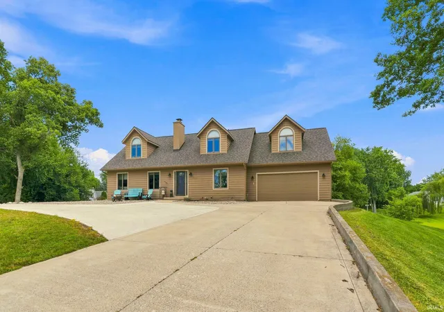 Photo 3 of Manufactured home for sale at 534 Crestlane Dr, Warsaw, IN 46580 | MLS# 202630082 | Listing updated on 2026-09-01