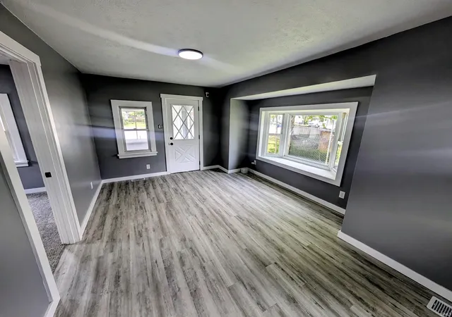 Photo 3 of Manufactured home for sale at 1014 Union St, Mishawaka, IN 46544 | MLS# 202630085 | Listing updated on 2026-07-25
