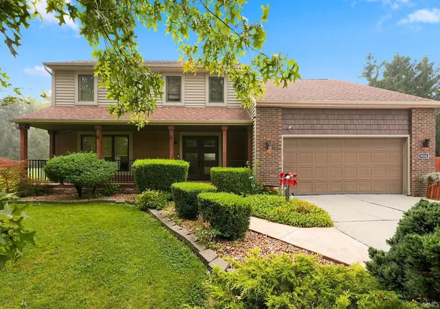 Photo 2 of Sale Pending at 9110 Auburn Rd, Fort Wayne, IN 46825 | MLS# 202630094 | Listing updated on 2026-07-27