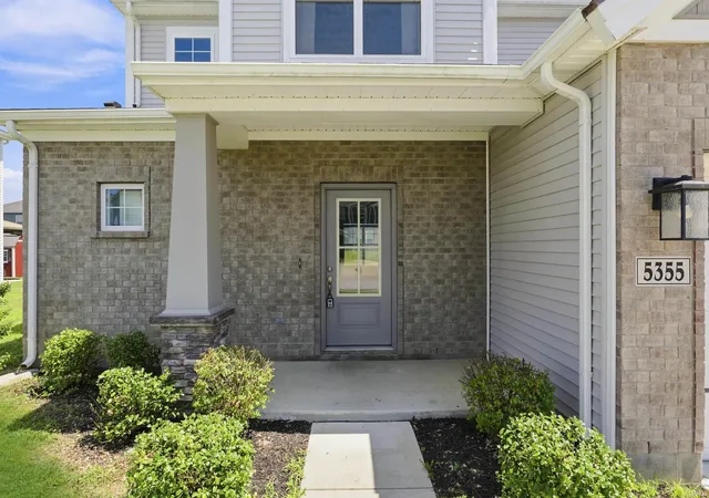 Photo 3 of Manufactured home for sale at 5355 Bloomsbury Ct, Newburgh, IN 47630 | MLS# 202630095 | Listing updated on 2026-09-23