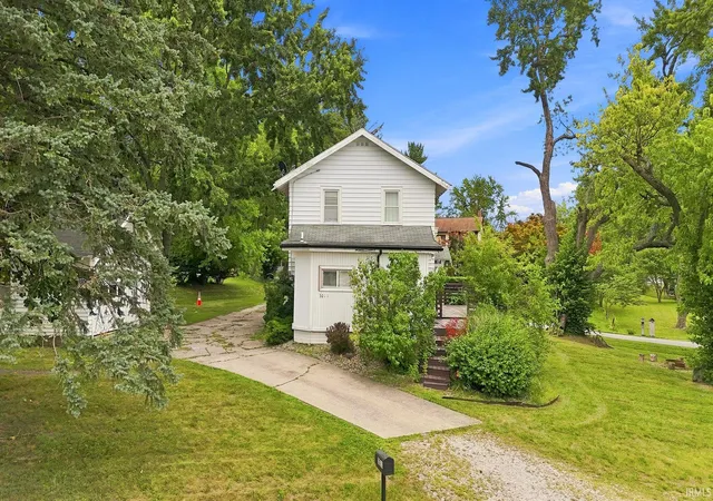 Photo 3 of Manufactured home for sale at 3011 Getz Rd, Fort Wayne, IN 46804 | MLS# 202630114 | Listing updated on 2026-09-18