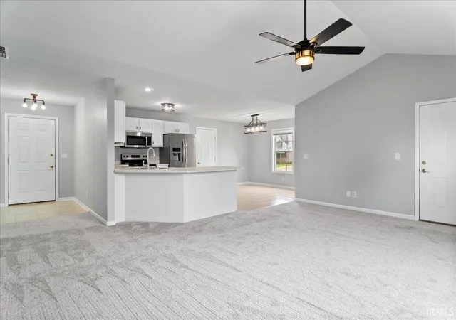 Photo 2 of Manufactured home for sale at 644 Woodall Dr, Evansville, IN 47711 | MLS# 202630138 | Listing updated on 2026-09-09