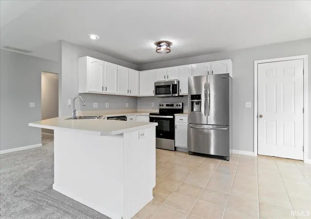 Photo 3 of Manufactured home for sale at 644 Woodall Dr, Evansville, IN 47711 | MLS# 202630138 | Listing updated on 2026-09-09