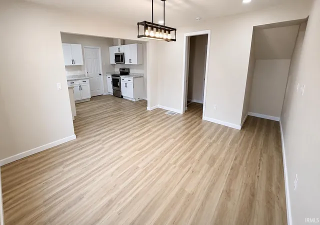 Photo 3 of Manufactured home for sale at 1233 N Morrison St, Kokomo, IN 46901 | MLS# 202630147 | Listing updated on 2026-09-14