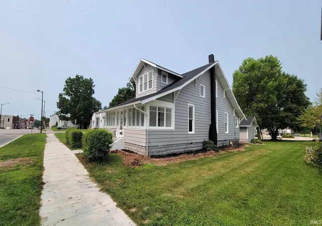 Photo 3 of Manufactured home for sale at 419 N Wayne St, Warren, IN 46792 | MLS# 202630149 | Listing updated on 2026-09-21