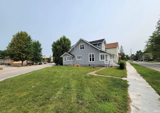 Photo 3 of Manufactured home for sale at 419 N Wayne St, Warren, IN 46792 | MLS# 202630149 | Listing updated on 2026-09-21