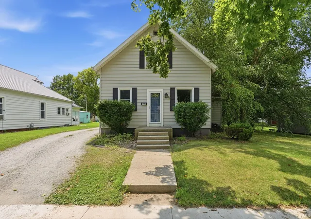 Photo 1 of Manufactured home for sale at 1104 E Ft Wayne St, Warsaw, IN 46580 | MLS# 202630156 | Listing updated on 2026-09-02