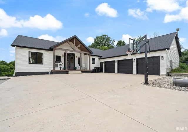 Photo 1 of Sale Pending at 2584 W Sheckler Rd, Columbia City, IN 46725 | MLS# 202630183 | Listing updated on 2026-08-29