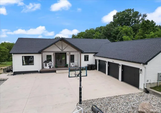 Photo 3 of Sale Pending at 2584 W Sheckler Rd, Columbia City, IN 46725 | MLS# 202630183 | Listing updated on 2026-08-29