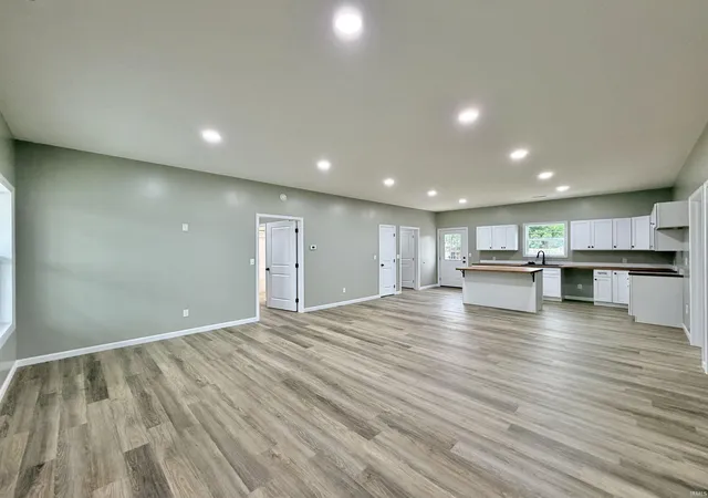 Photo 2 of Manufactured home for sale at 1129 Roosevelt St, Linton, IN 47441 | MLS# 202630189 | Listing updated on 2026-09-09