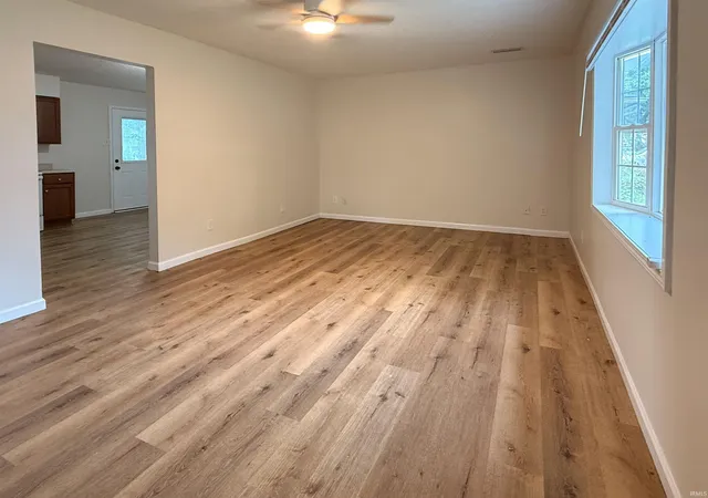 Photo 3 of Manufactured home for sale at 925 Danbury Dr, Kokomo, IN 46901 | MLS# 202630196 | Listing updated on 2026-08-31