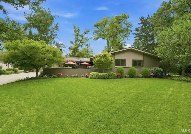 Photo 2 of Manufactured home for sale at 411 N Wildwood Ln, Muncie, IN 47304 | MLS# 202630197 | Listing updated on 2026-08-18