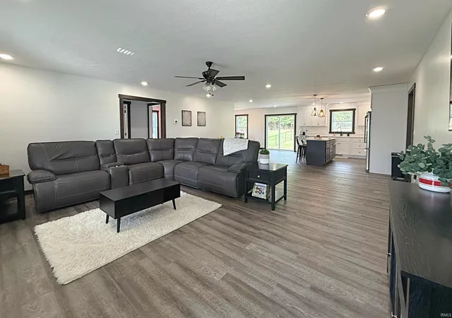 Photo 2 of Manufactured home for sale at 209 Poplar St, Loogootee, IN 47553 | MLS# 202630199 | Listing updated on 2026-07-29
