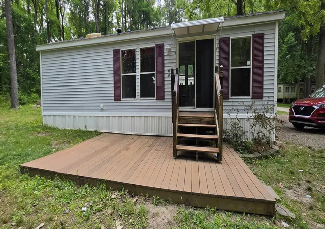 Photo 3 of Manufactured home for sale at 60 Rolling Brk Trl, Angola, IN 46703 | MLS# 202630208 | Listing updated on 2026-08-25