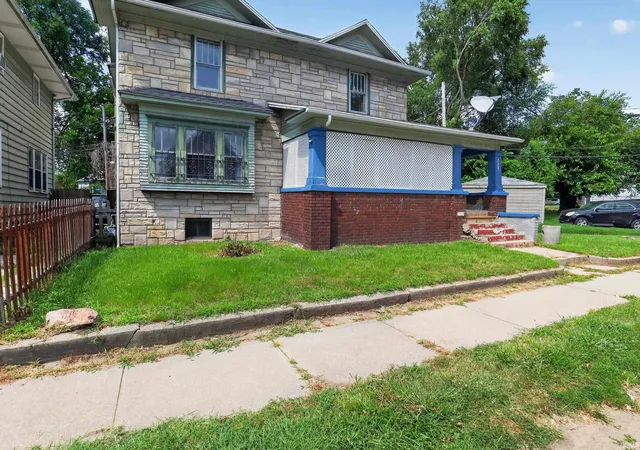 Photo 3 of Sale Pending at 228 Park Ave, Elkhart, IN 46516 | MLS# 202630209 | Listing updated on 2026-09-17