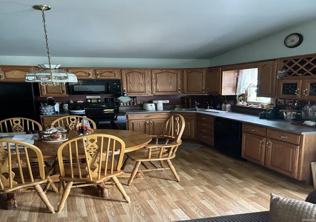 Photo 3 of Manufactured home for sale at 515 E Monroe St, Montpelier, IN 47359 | MLS# 202630262 | Listing updated on 2026-09-22