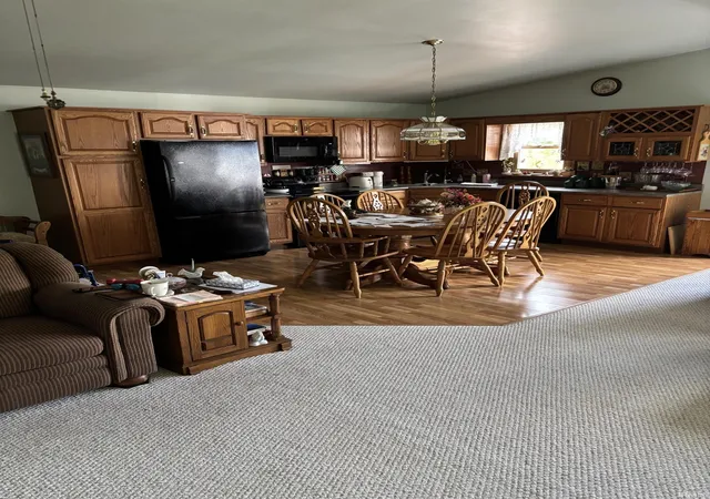 Photo 4 of Manufactured home for sale at 515 E Monroe St, Montpelier, IN 47359 | MLS# 202630262 | Listing updated on 2026-09-22