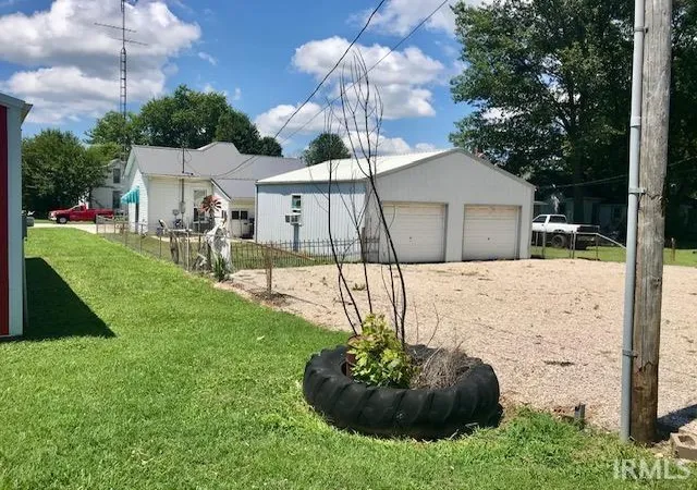 Photo 3 of Manufactured home for sale at 1118 S Prince St, Princeton, IN 47670 | MLS# 202630267 | Listing updated on 2026-08-24