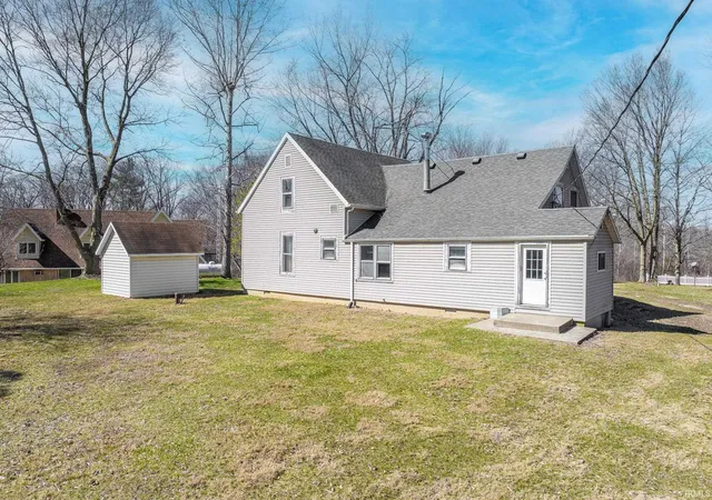 Photo 3 of Sale Pending at 75 W Old Lot 35 Trl, La Fontaine, IN 46940 | MLS# 202630272 | Listing updated on 2026-09-15