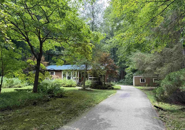 Photo 1 of Manufactured home for sale at 1859 S Orman Ln, Bloomfield, IN 47424 | MLS# 202630279 | Listing updated on 2026-09-01