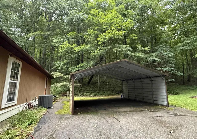 Photo 2 of Manufactured home for sale at 1859 S Orman Ln, Bloomfield, IN 47424 | MLS# 202630279 | Listing updated on 2026-09-01
