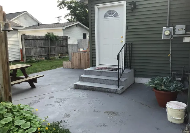 Photo 3 of Manufactured home for sale at 705 N Riverside Dr, Winamac, IN 46996 | MLS# 202630283 | Listing updated on 2026-09-22